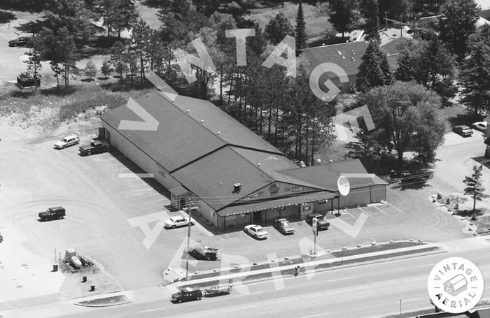 Fireball Lounge and Bowling Alley (Up North Grill) - 1996 Aerial